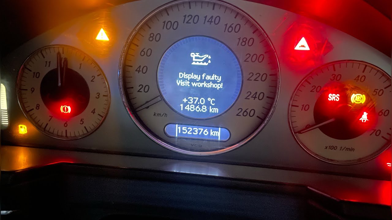 Mercedes Benz w211 display faulty visit workshop