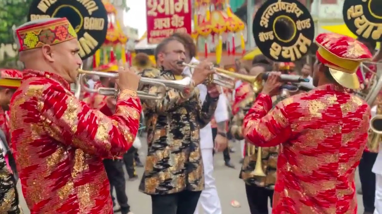 मेरी गाड़ी मेरा बंगला मेरा पैसा सब तेरा सांवरिया सेठ मेरा तो कुछ भी नहीं 🎺🎺🎷🎷🎷