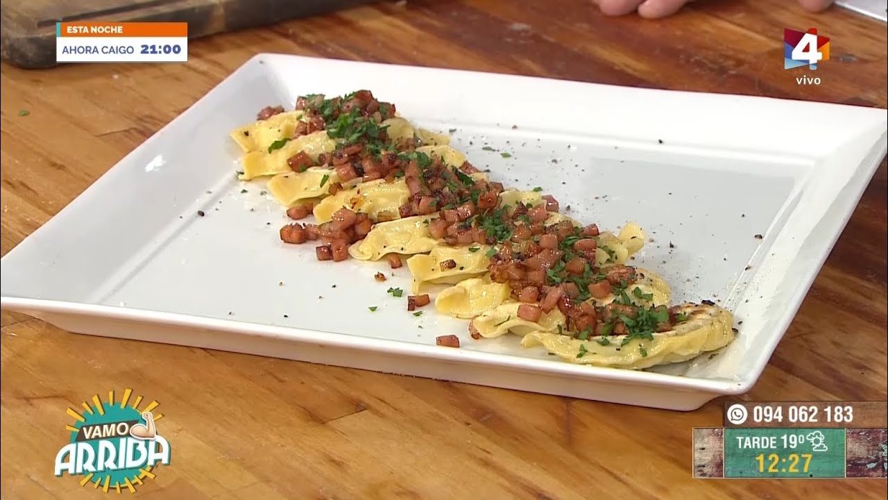 Vamo Arriba - Pierogi, pasta rellena con forma de empanada