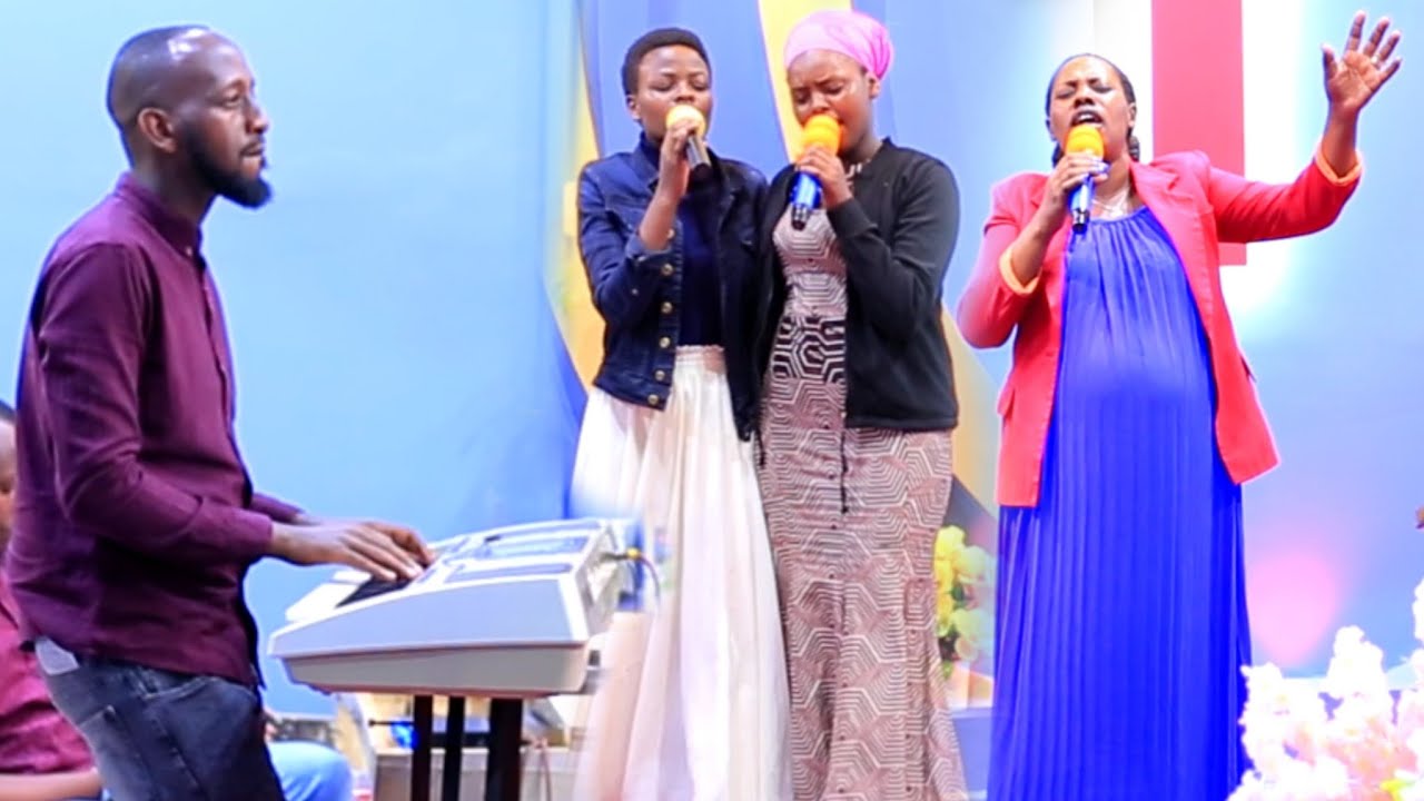AVUYE MUMINEMBWE😍😍 NYEWE NKUNDA NDUTIRA NA BEA|| UNVICYAVUZE KUBAYUMBE MUGITARAMO NAIROBI IGISIRIMBA