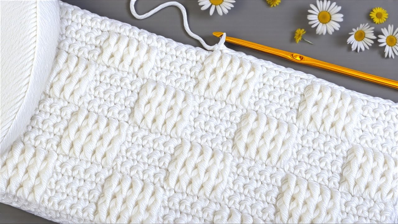Easy & Elegant Crochet Blanket Stitch!Beautiful 3D Crochet Stitch for Blankets…