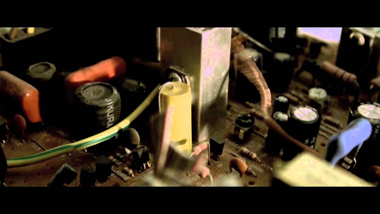 B77 Trailer