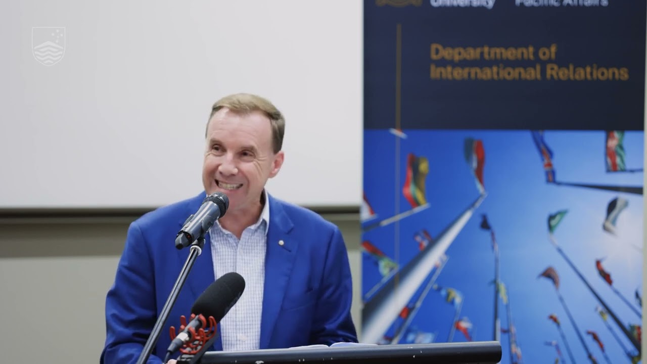 Supercharging Adaptation: AI & War in the 21st Century - Maj Gen Mick Ryan & ANU Prof Toni Erskine