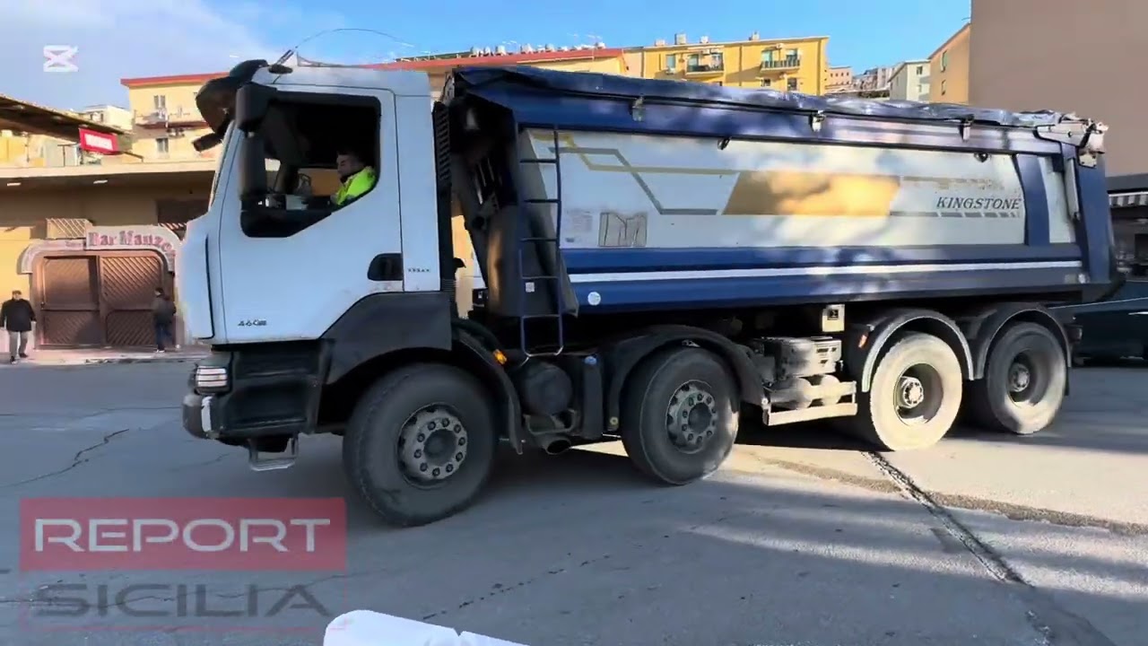 Agrigento si asfaltano strade per la venuta del presidente senza preavviso e nessuna ordinanza