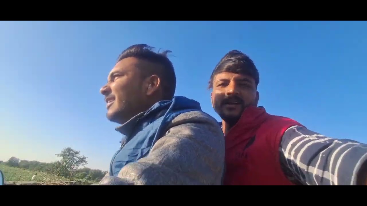 ગામના રોડ ઉપર મેટલ નાખી #like #coment #weekend#tektar  #vlog #shortvideoformat 