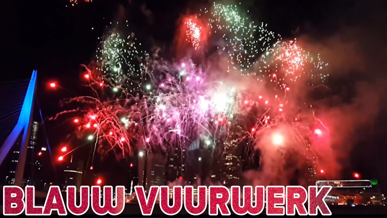 Blauw vuurwerk bestaat niet - Stemronde - Studio Snugger
