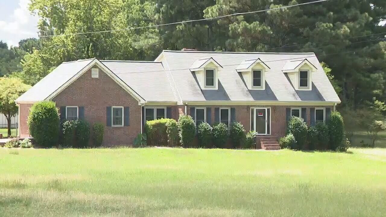 Family sues after they say forged deed resulted in them losing their home  | WSB-TV