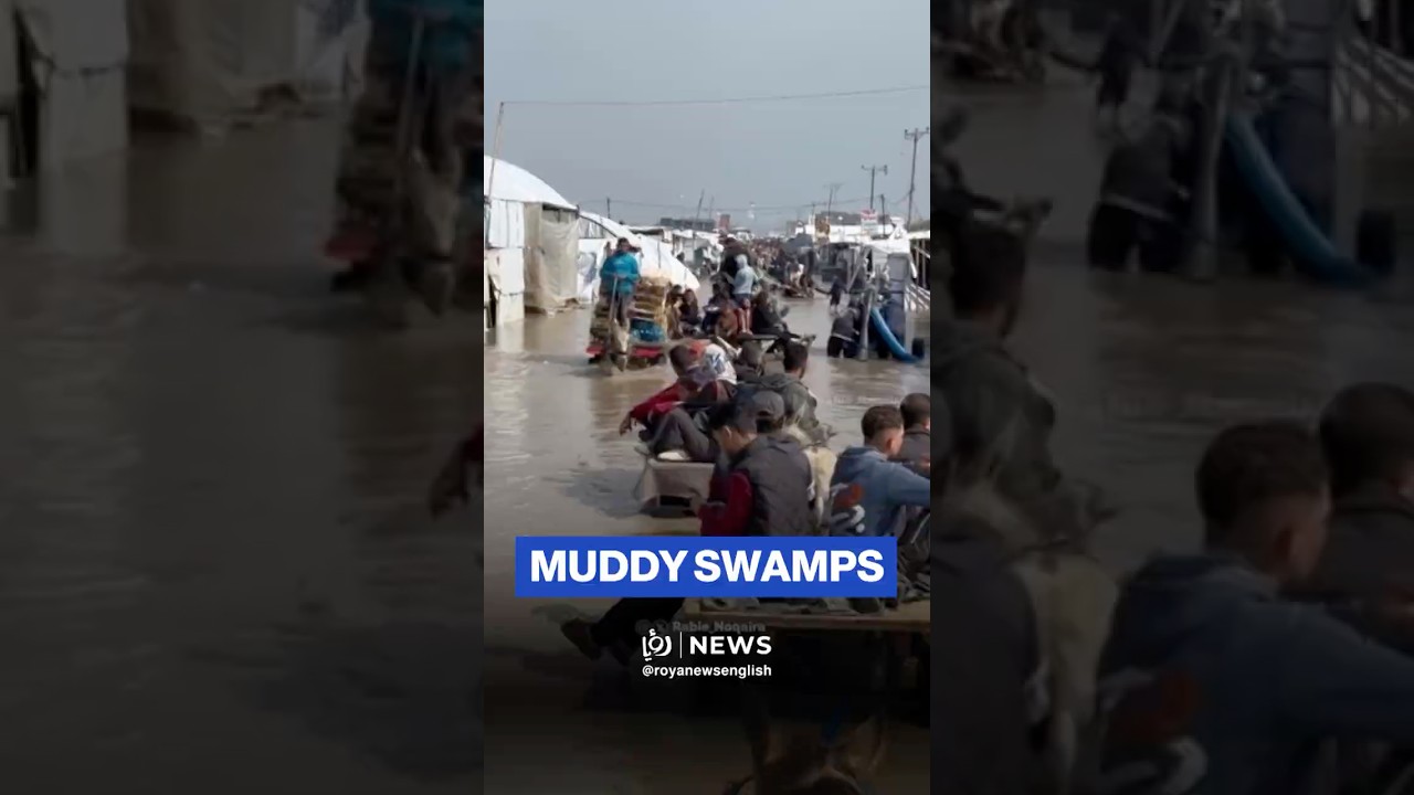 Heavy rain surrounds Gaza tents with &ldquo;muddy swamps&rdquo;