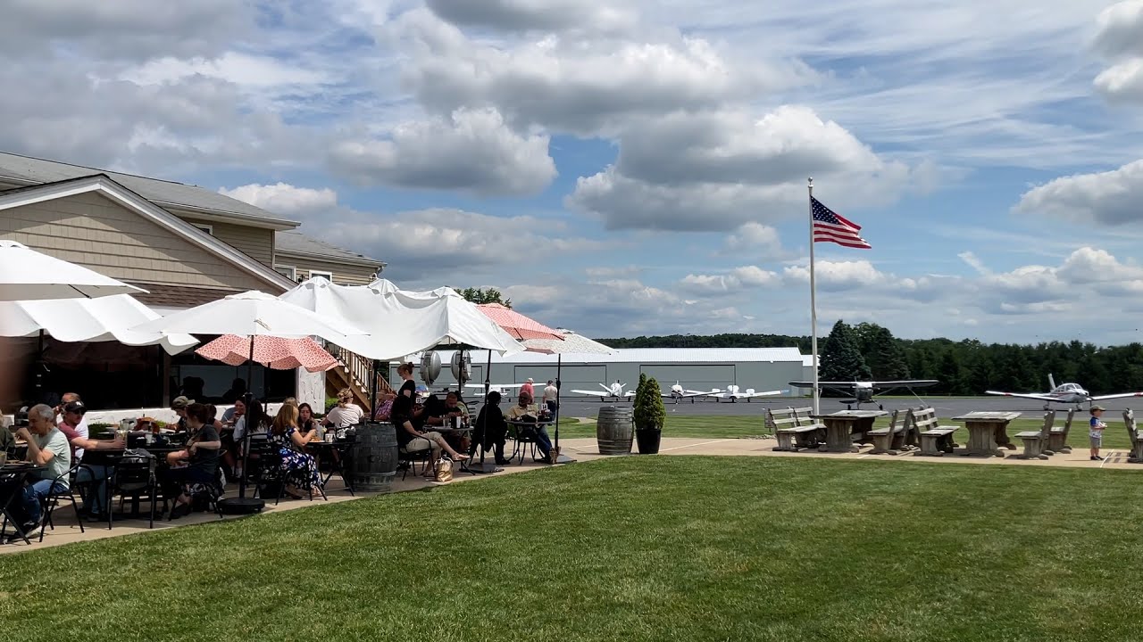 Watch planes take off and land as you dine at this unique N.J. cafe