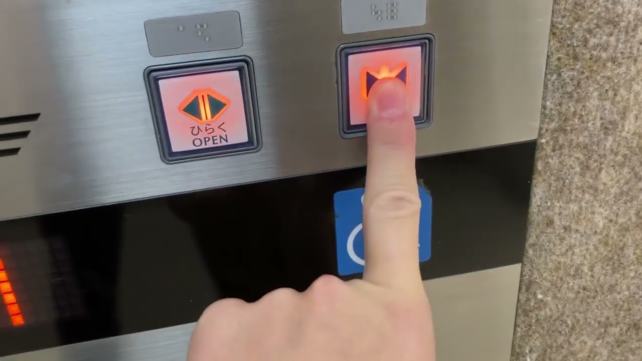 ニトリ松本店のエレベーター&エスカレーター