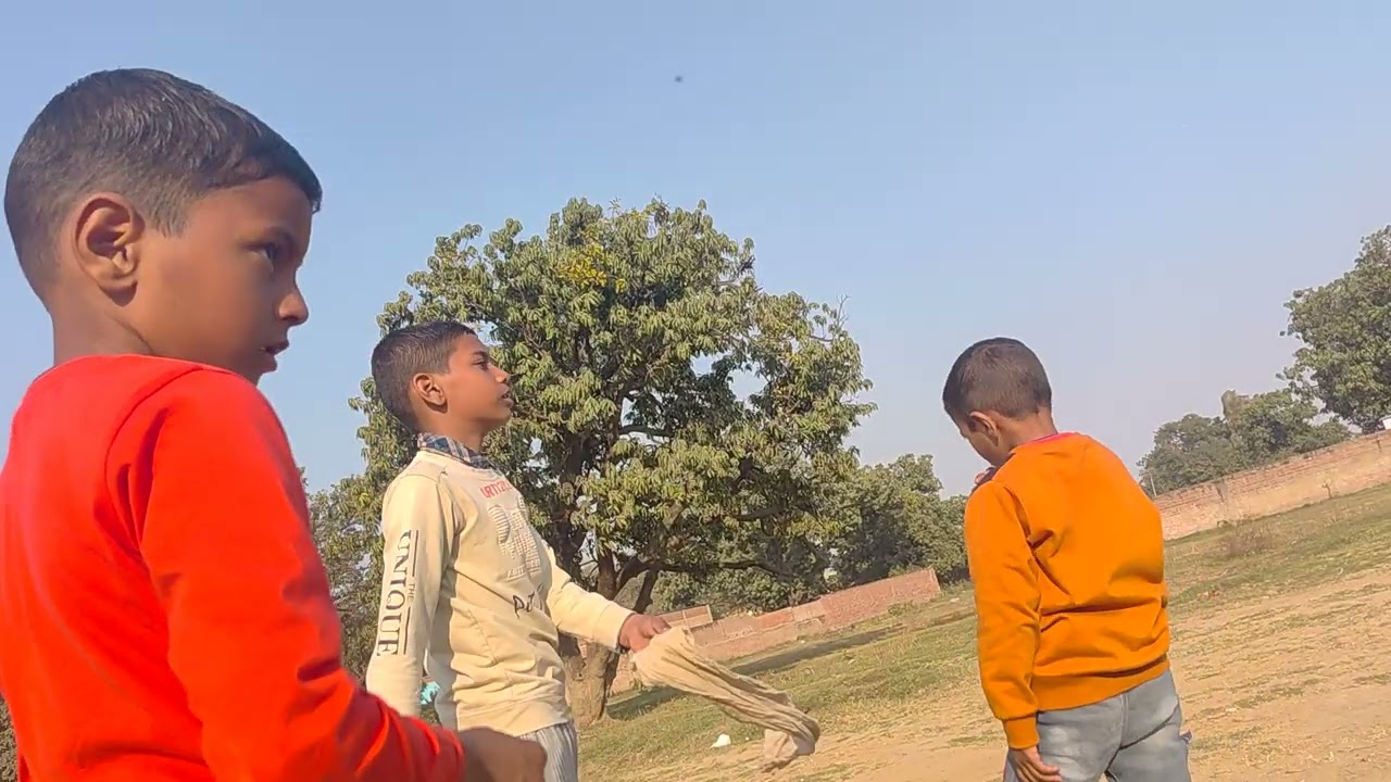 Ciku aur miku saykil calne ke Lia sikhe hua  kipya ciku vlog dekhe 