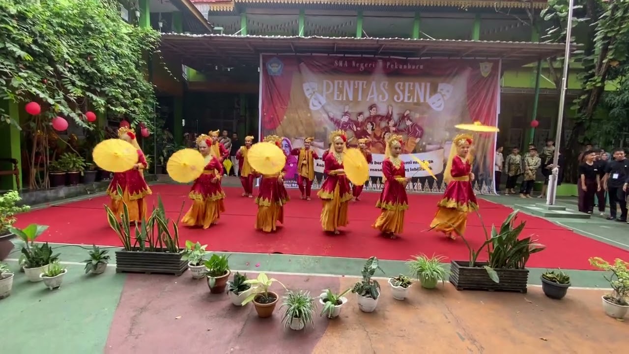 TARI PAYUNG (PENSI SMA N 9 PEKANBARU)