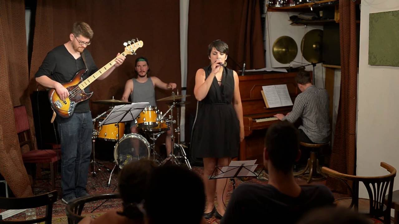 Summertime - live - Alma Bencze Quartet