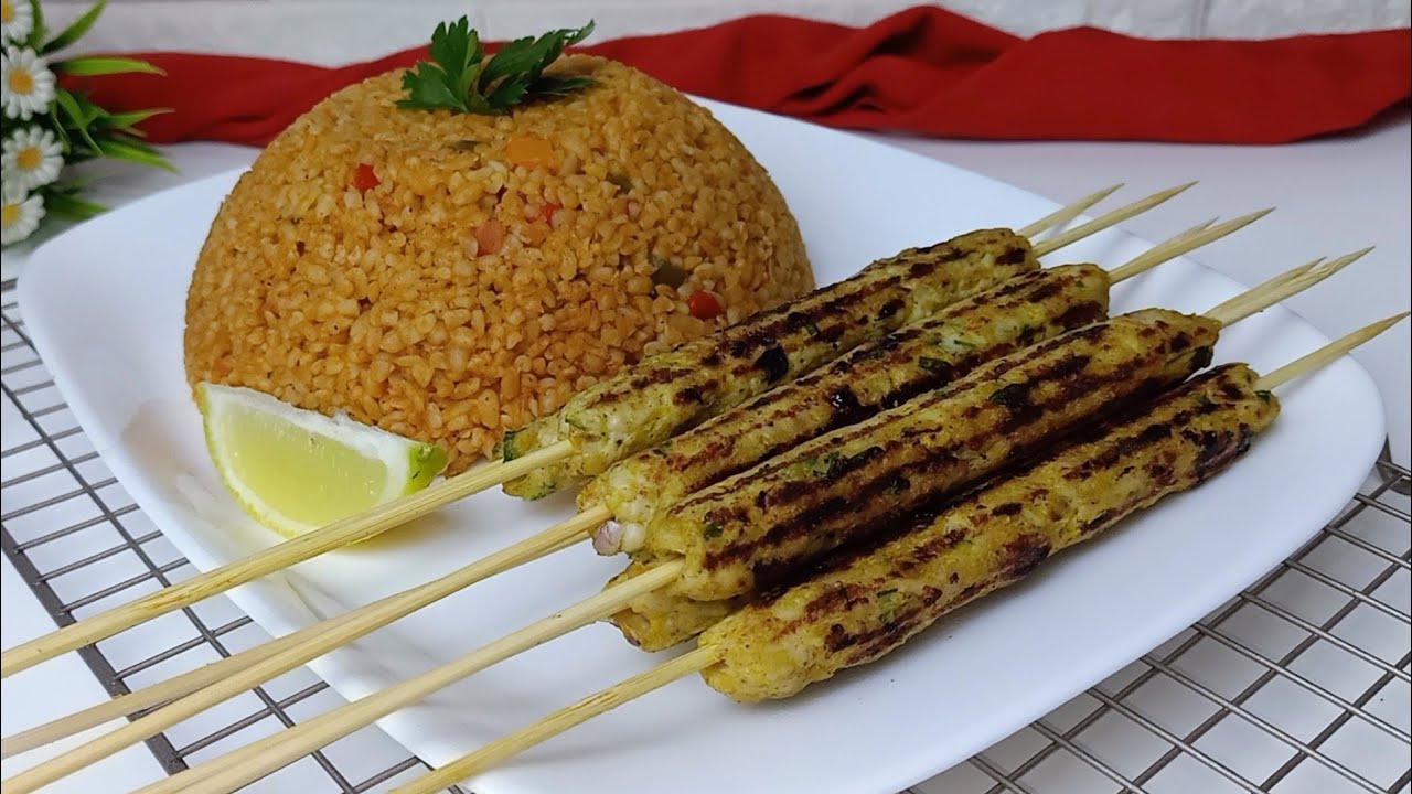 هاد الوصفة راكي حديري بها حالا في هاد رمضان 😍  برغل على طريقة المطاعم بزاف بنين و مزربع على حبة