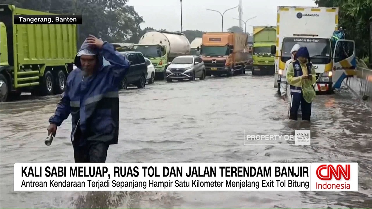 Kali Sabi Meluap, Tol dan Jalan Raya Terendam Banjir