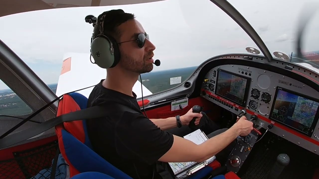 Touch and go &ndash; patterns at Strausberg Airfield