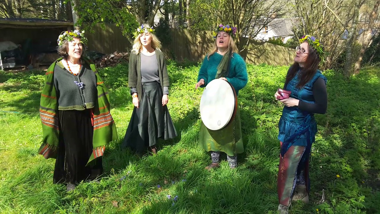 May Day 2021 : Bedfordshire / Cambridgeshire May Carol, by Laveroc