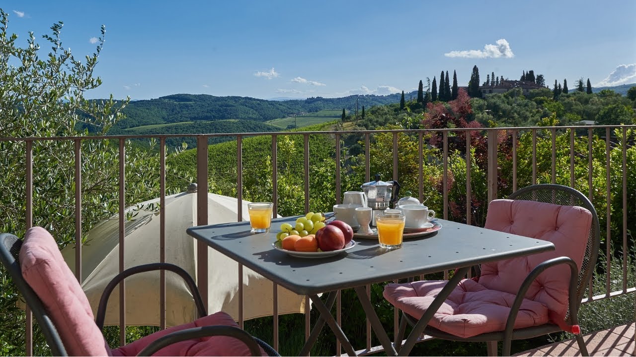Villas in Lecchi in Chianti, Siena, Tuscany | Montefiorile