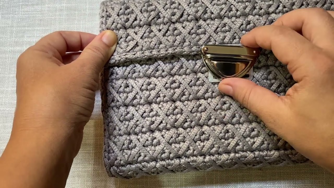 Capa para Bíblia , passo a passo #crochêpassoapasso #crocheparainiciante #croche #crochêfacil 