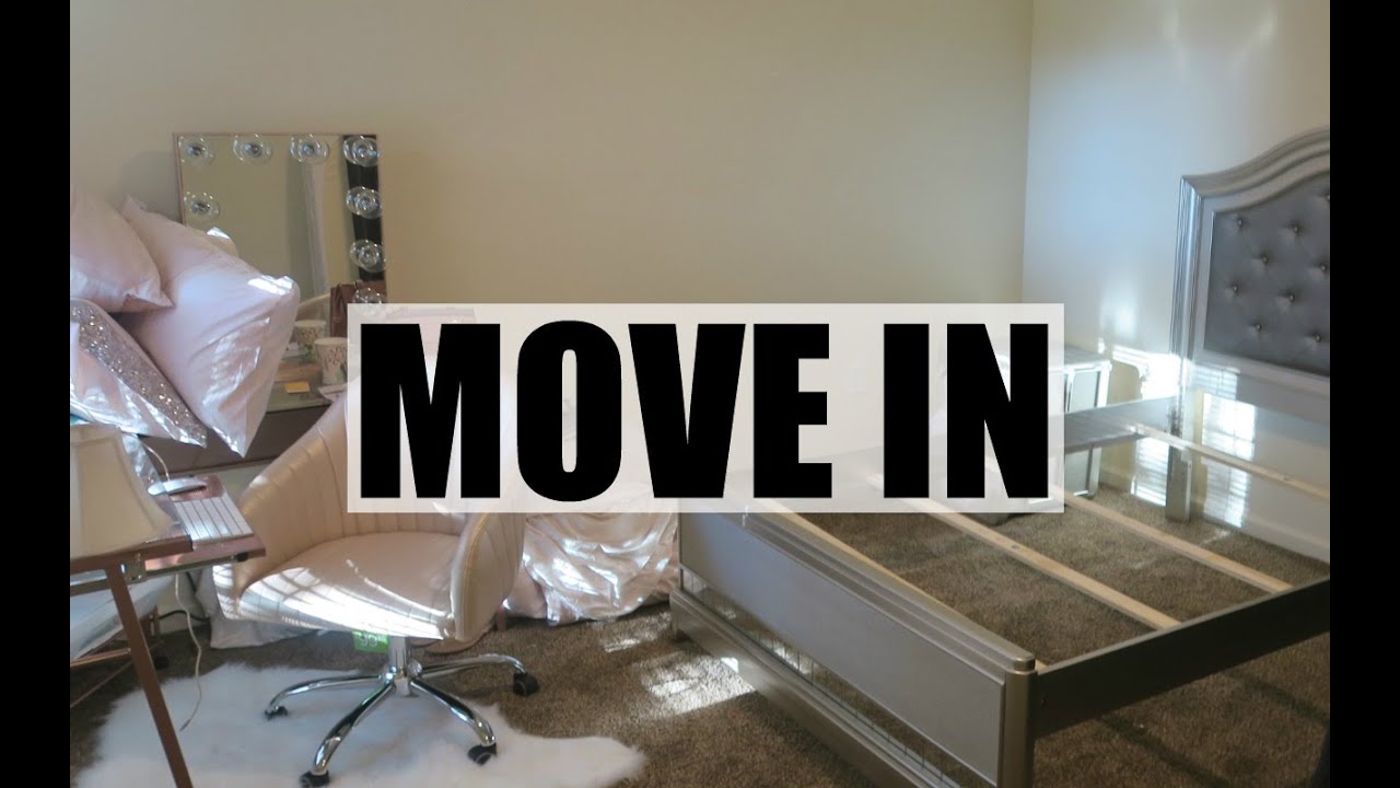 COLLEGE SENIOR #1: MOVING INTO MY COLLEGE APARTMENT | Jayla Koriyan TV