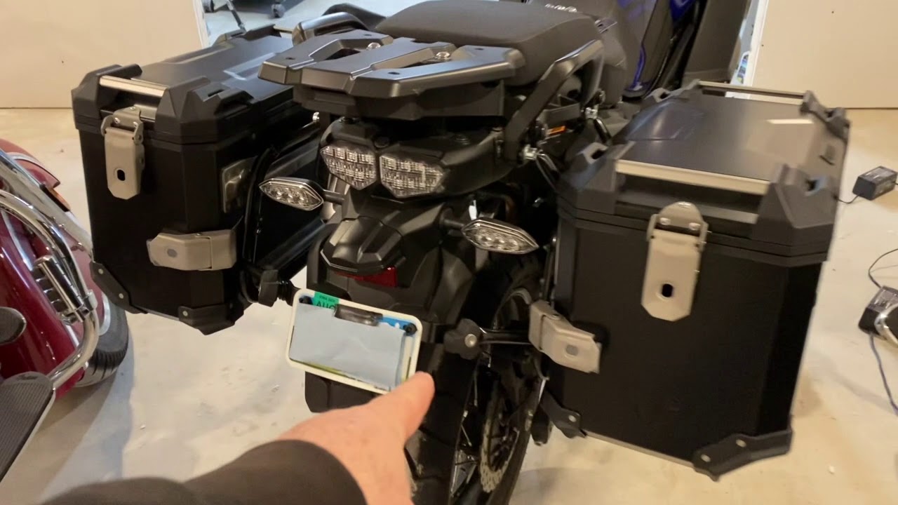 Panniers Yamaha Super Tenere install SW Motech Adv.