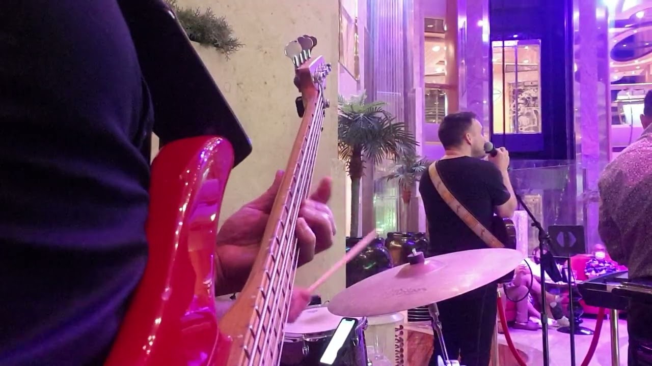 Euphonic Jive with Ozzy | Centrum Jewel of the Seas   Jan 9 2022