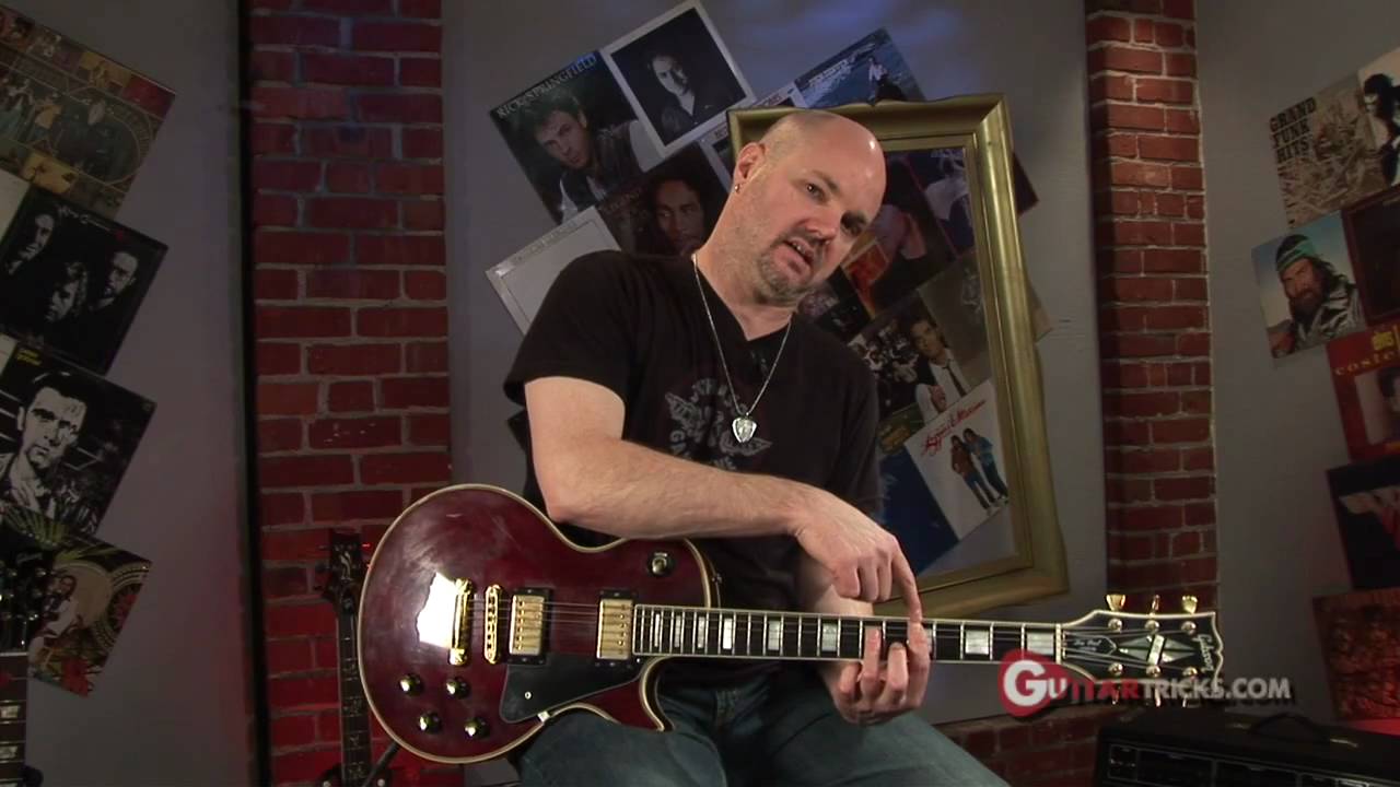 Stop String Noise - Easy Guitar Lesson - Rock Guitar Solo - Guitar Tricks 44