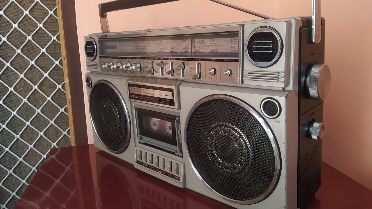 National Panasonic RX-5150F Stereo Radio Cassette Recorder, a antique model from the 1980s. 