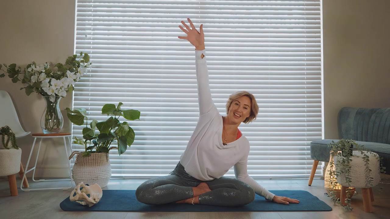 Lucy Flow - Pregnancy yoga class for Mama Mio