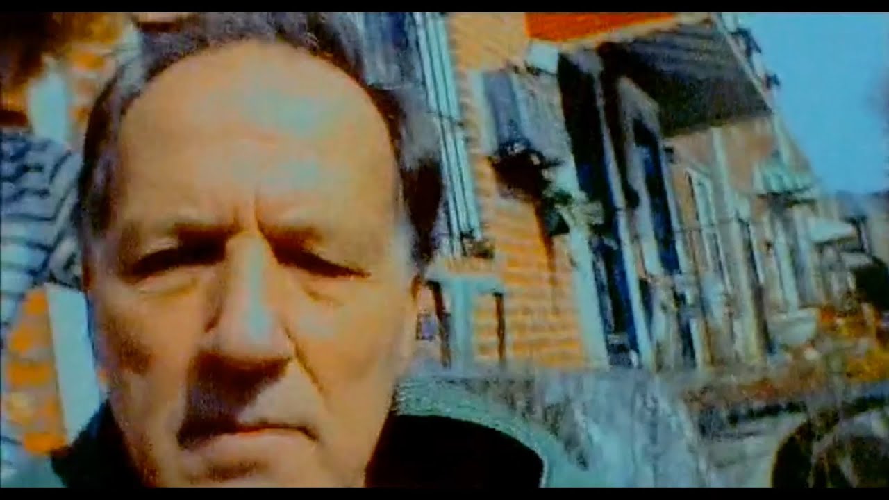 Harmony Korine / Julien Donkey-Boy - Haircut Scene (Birds are smart but they cannot speak)