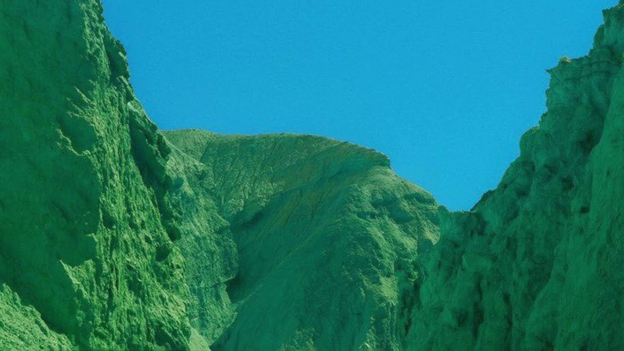 𝐥𝐨𝐫𝐝𝐞 - 𝐭𝐞𝐧𝐧𝐢𝐬 𝐜𝐨𝐮𝐫𝐭𝐬. (slowed)