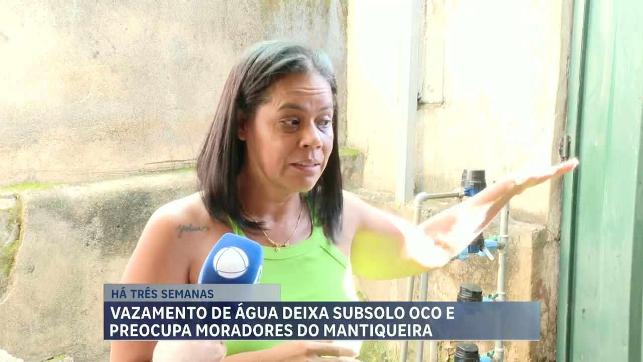 Vazamento de água deixa subsolo oco e preocupa moradores do bairro Mantiqueira, em Belo Horizonte