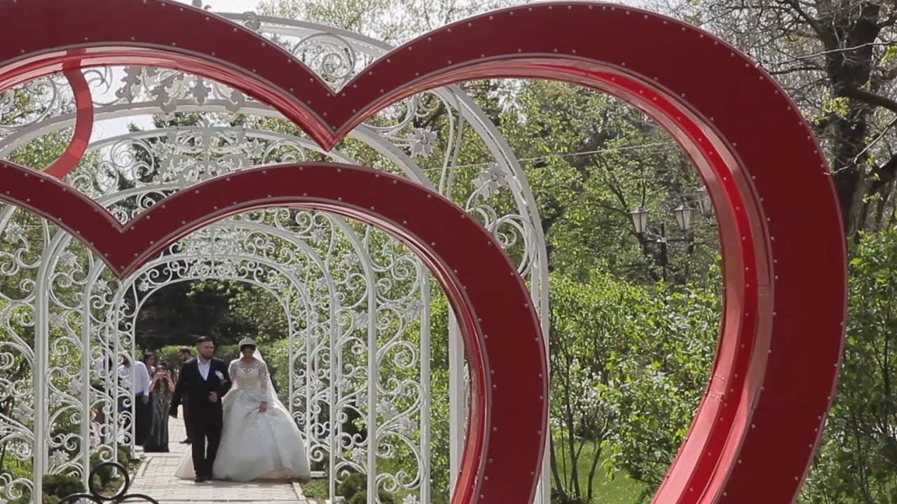 29 04 2023 цыганская свадьба г.Аткарск Саша Кыга и Диана . Часть 1