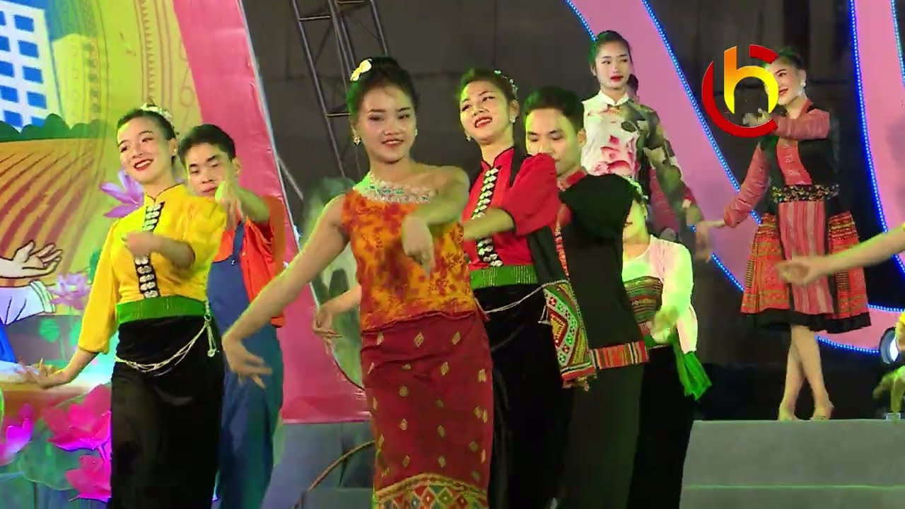 KHẮP TAY: NHƠ CÔNG PI-CHƯƠNG PHÁK- LANG HUNG LO BAN- XỪ PHÁ HÀ MIA- GIONG HÁT SỐNG MÃI VỚI THỜI GIAN