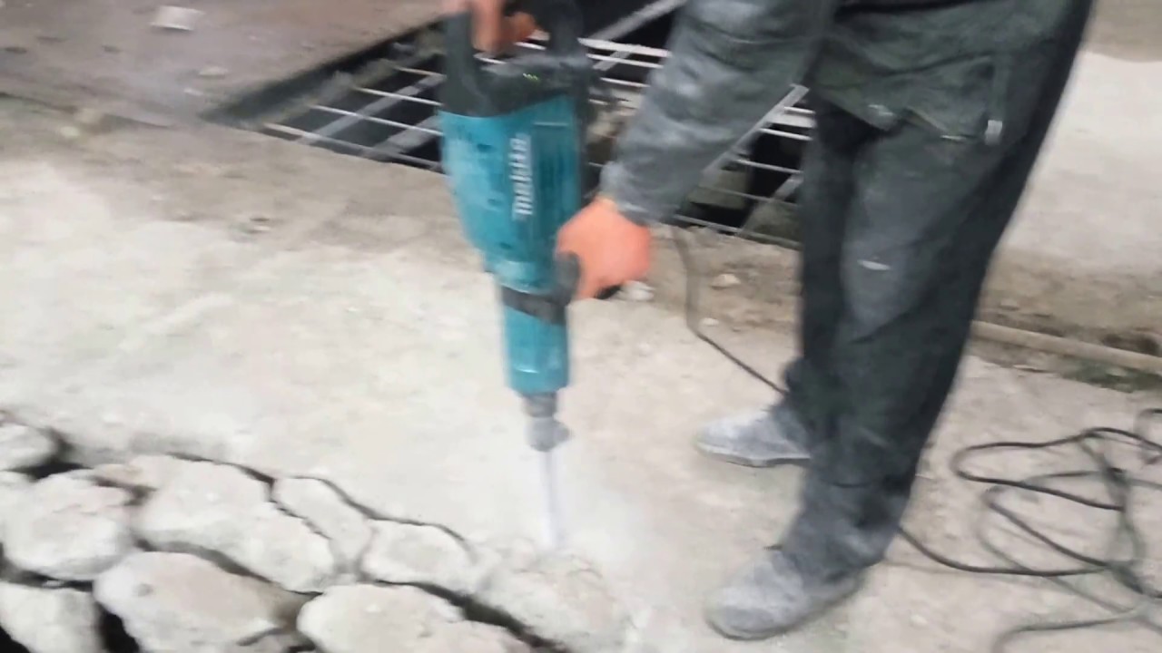 TEST Makita HM1317C