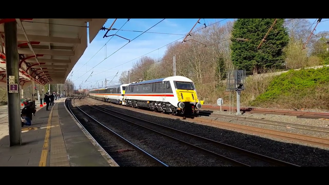 89001 top and tailed with 86101 5z32 Tebay, Lancaster 18/3/26