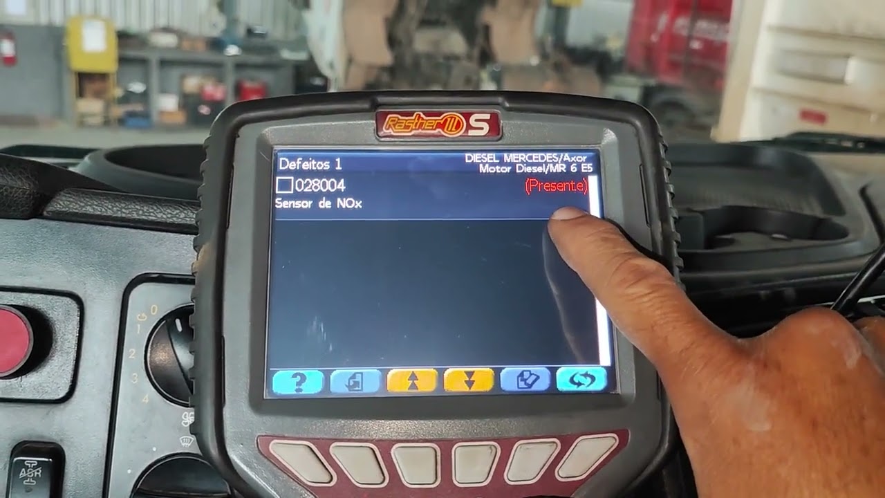 FALHA NO SENSOR NOX - MERCEDES-BENZ AXOR