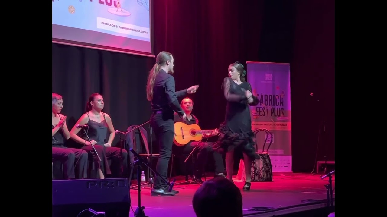 Lucia Benavides cuplé por bulerías en las Palmas de Gran Canarias.