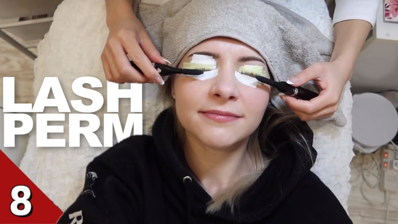I Got a Japanese Eyelash Perm 😲 Japanese Salon Experience