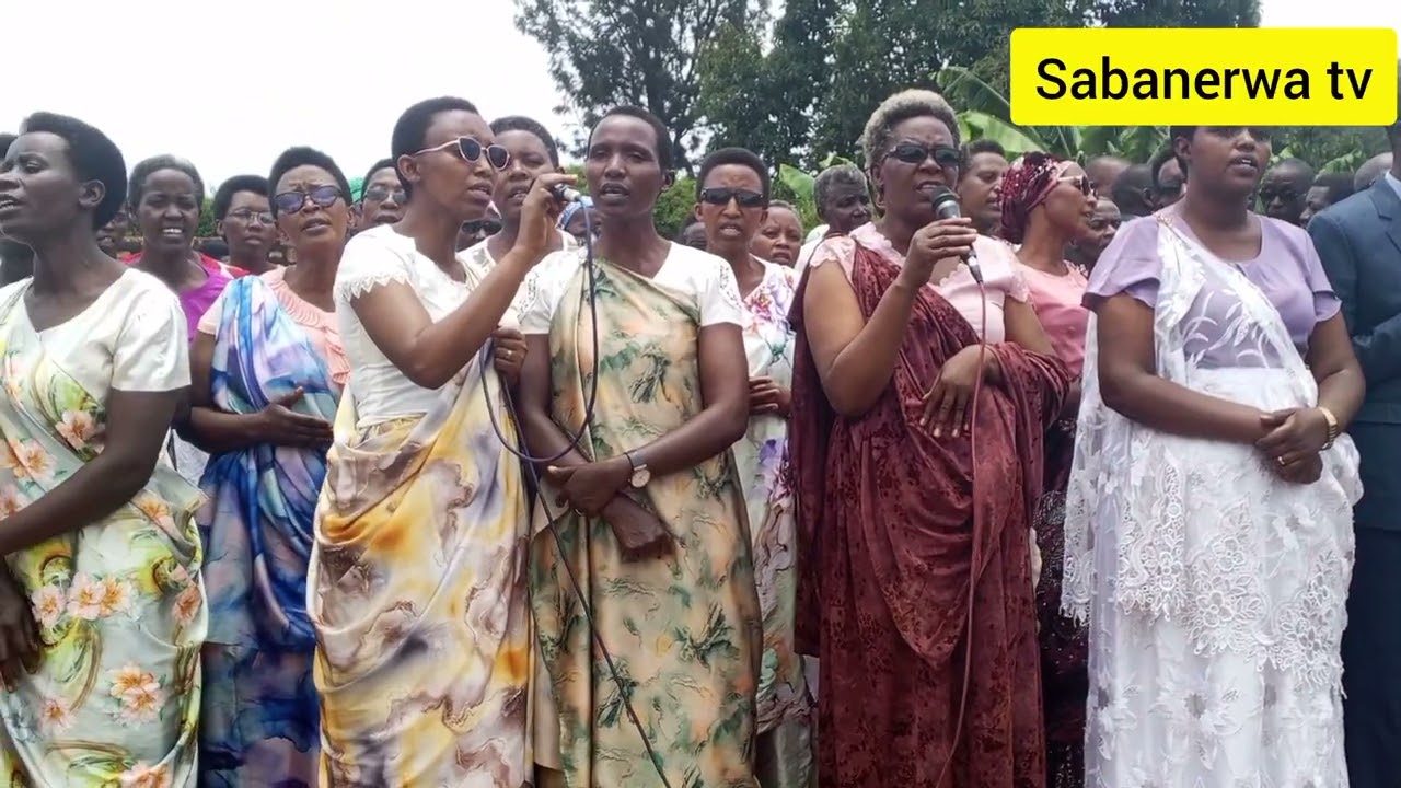 CHORALE CENTRALE KIREMBA SUD haguruka tugende tubwire abaremwe Bose ubutumwa bwiza 
