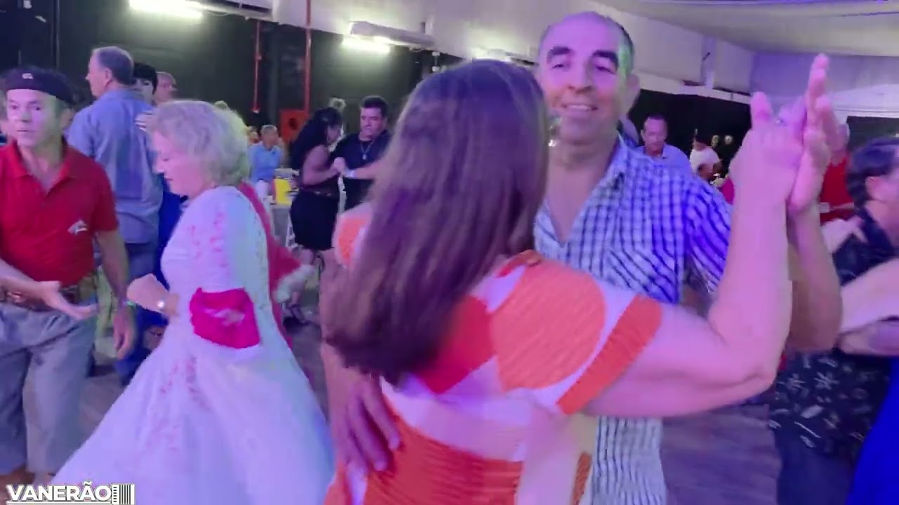 As coisas do meu rincão / Churrasco/ O amor é um bichinho - Grupo Vanerão