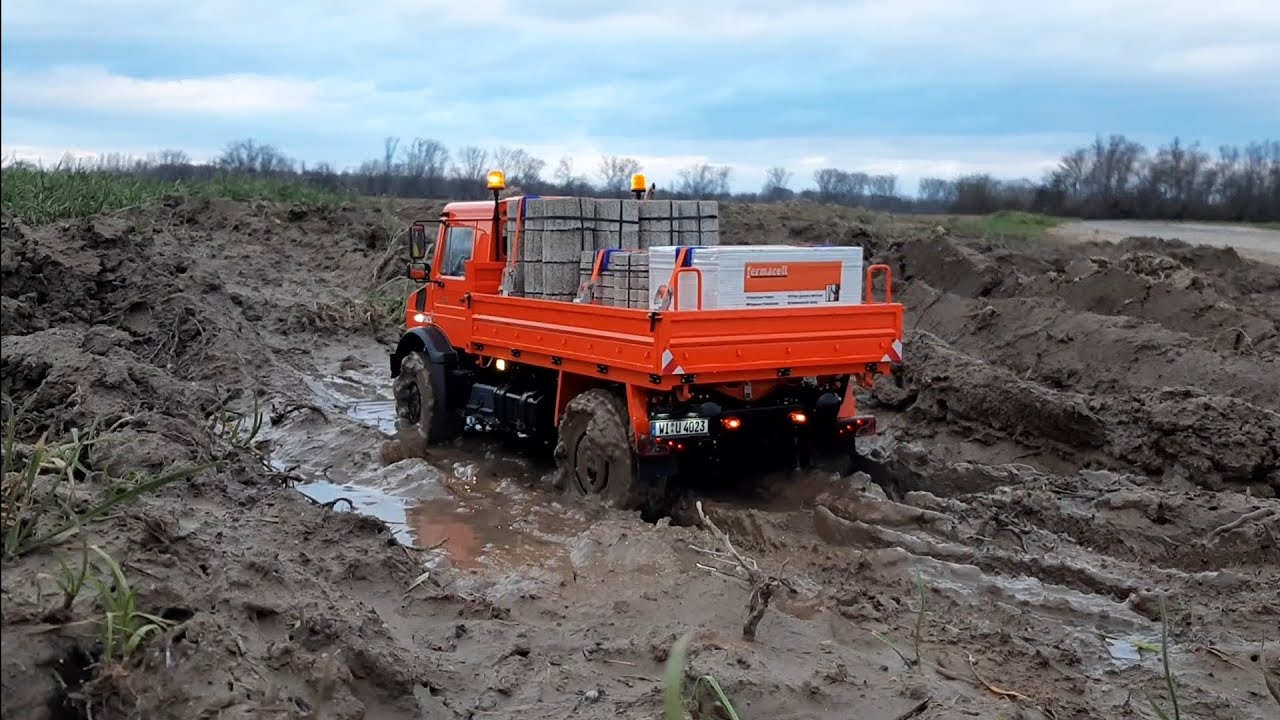 Mercedes Unimog U4023 1:14 (Lesu)