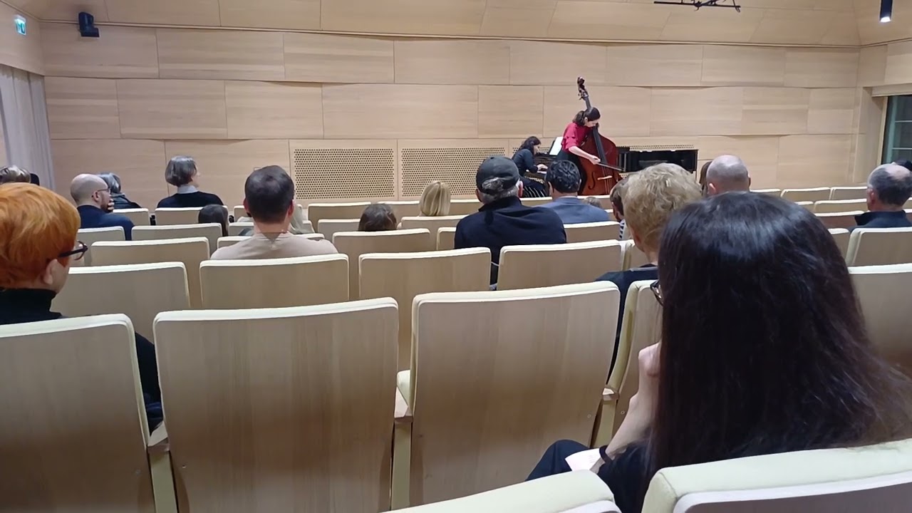 Črt Sojar Voglar: Tango za kontrabas in klavir / for double bass and piano