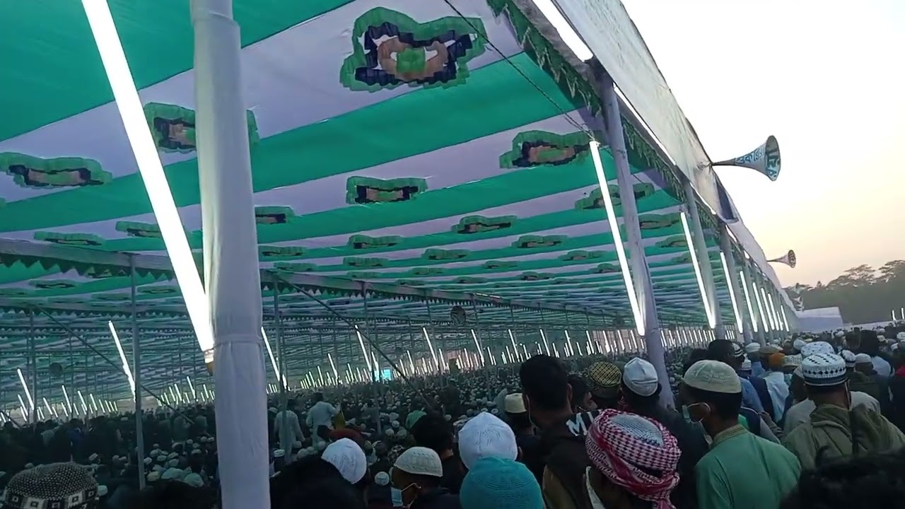 ফুলতলী সাহেব বাড়ি ঈসালে সওয়াব মাহফিলে 