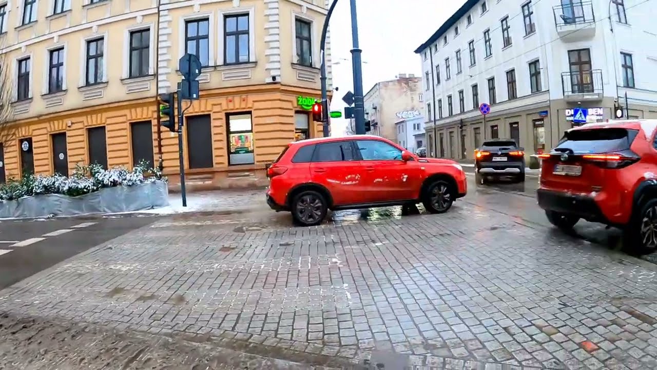 Walking Tour: Street walk - Kilinskiego - Europe - Poland - Lodz, city center