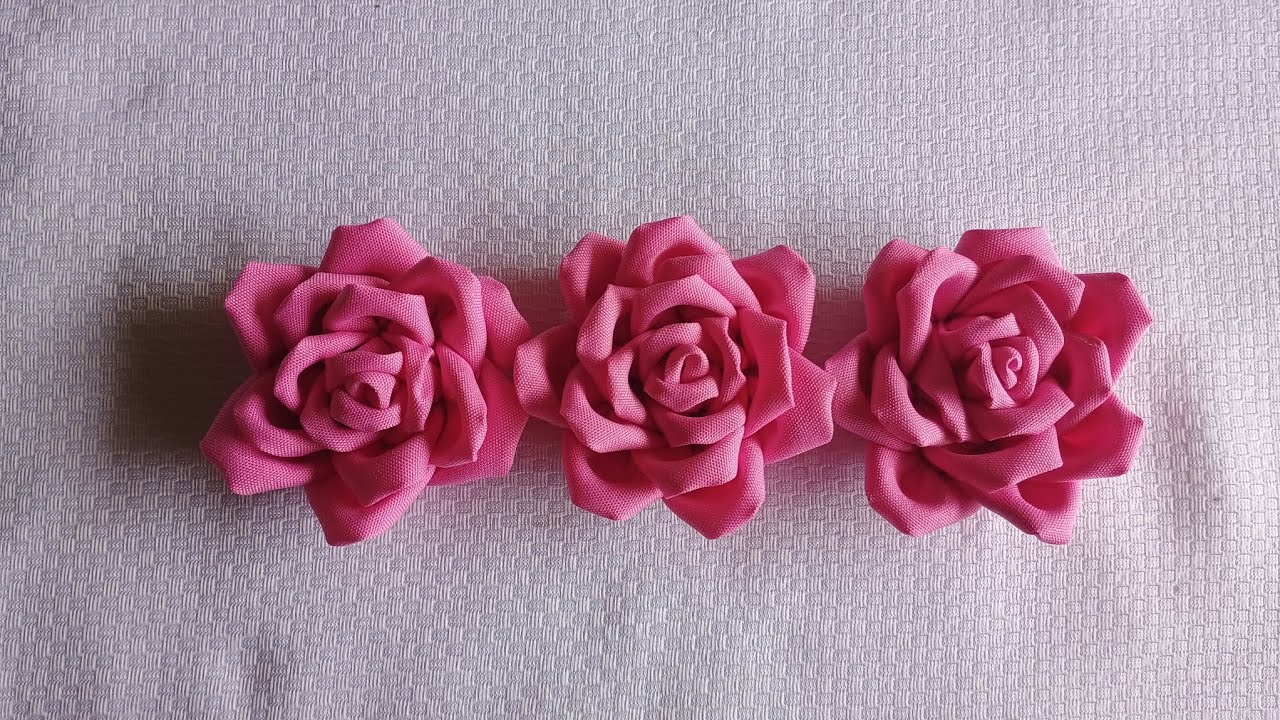 ROSAS DE TECIDO, MUITO FÁCIL DE FAZER.