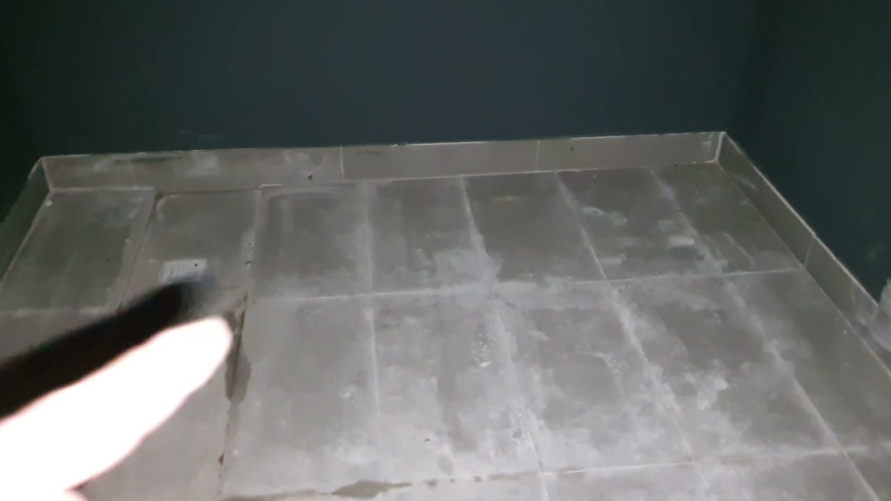 Edificio de inmoglaciar Moriana,arganda del rey. Calidades Nefastas