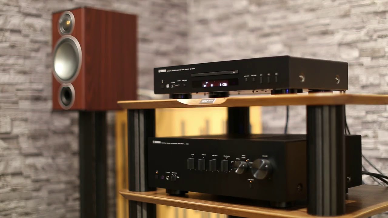 YAMAHA CD S 300 + A S 301 & Monitor Audio Bronze 2