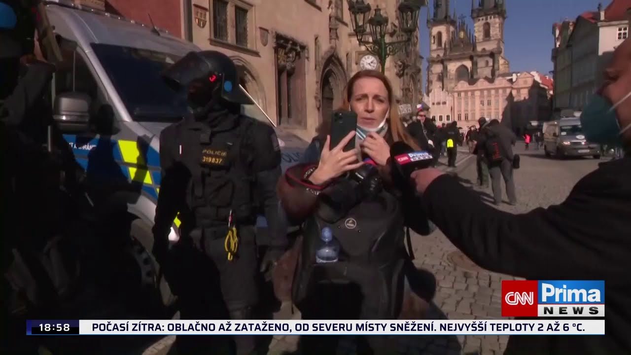 Demonstrace mají dohru. Policie zajistila celkem 54 lidí, dva kvůli trestnému činu