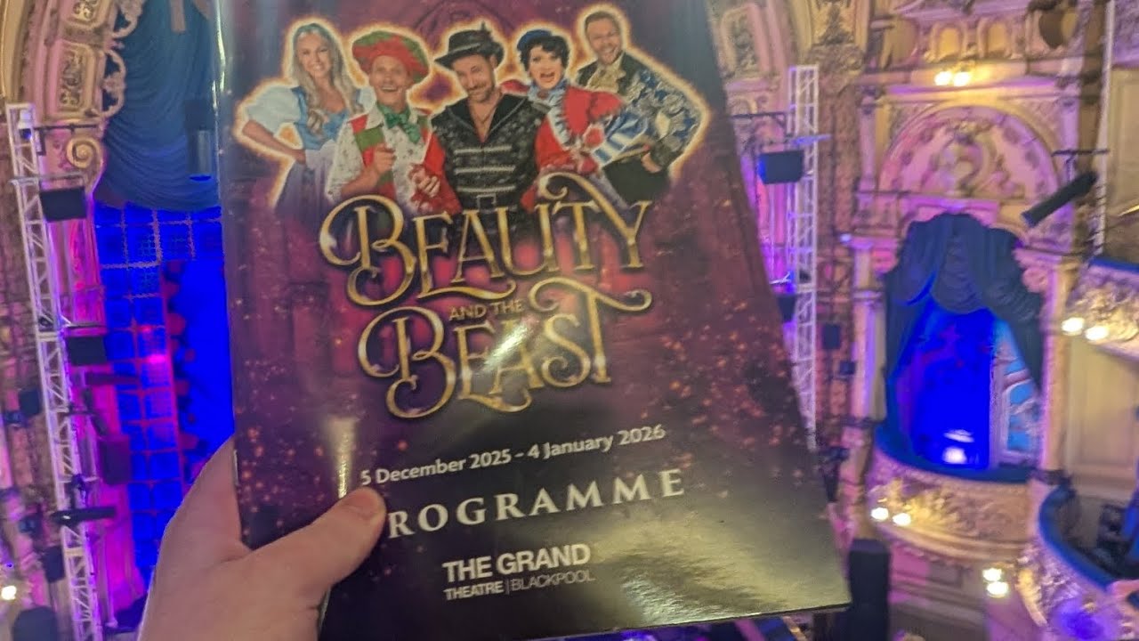 Beauty and the Beast Blackpool Grand theatre Curtain Call Tuesday 23rd December 19:00pm